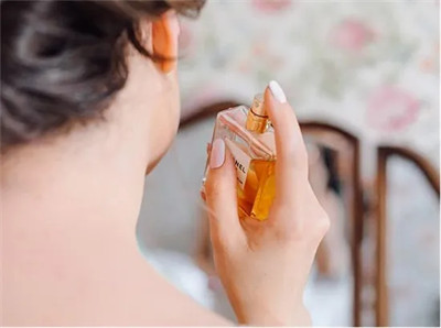 Comment choisir un bon parfum?2 How to choose a good perfume?2