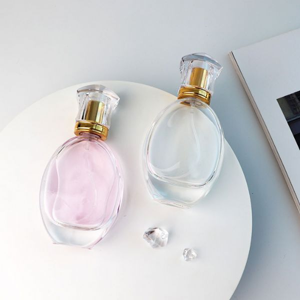 Luxury perfume bottles wholesale 50ml Flat Shape Portable