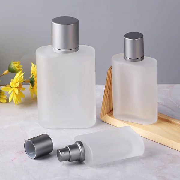 Wholesale Available 30ml 50ML frosted glass spray perfume bottles