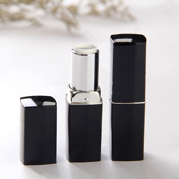 Wholesale Empty Lipstick Tubes Makeup Containers