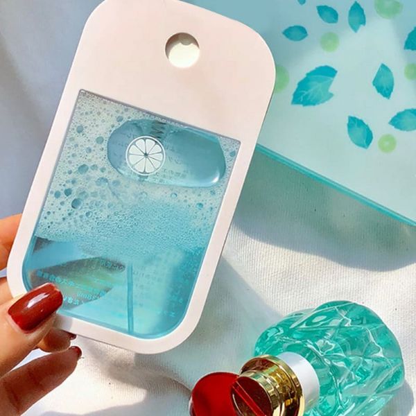 Card Shape Spray Perfume Bottles Custom Logo With Silicone Cover