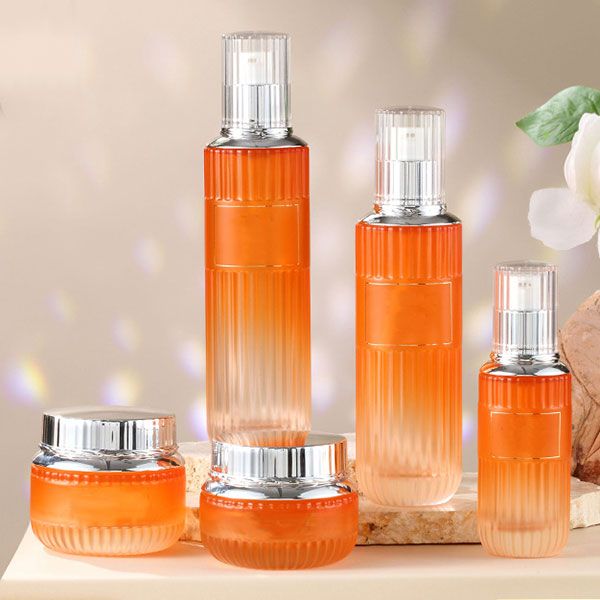 Wholesale New Vertical Glass 30g 50g 40ml 100ml 120ml Cosmetic Packaging Bottles Set