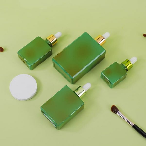 Factory Customized 15-100Ml Green Flat Square Dropper Bottles