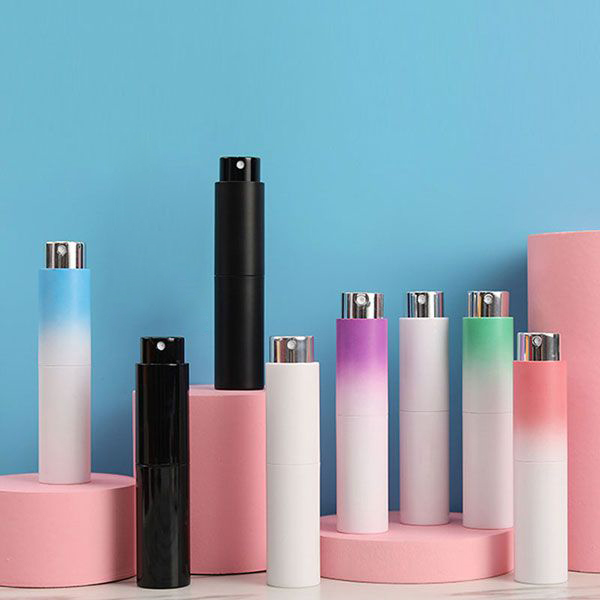 Custom spray perfume bottles 8ml gradient color portable perfume packing