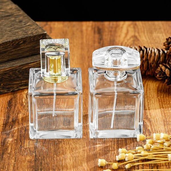 A Pocket Guide to the Use of Refillable Perfume Bottles3 A Pocket Guide to the Use of Refillable Perfume Bottles3